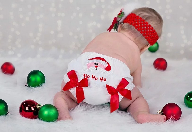 Premier Noël de bébé : quel cadeau lui choisir ?